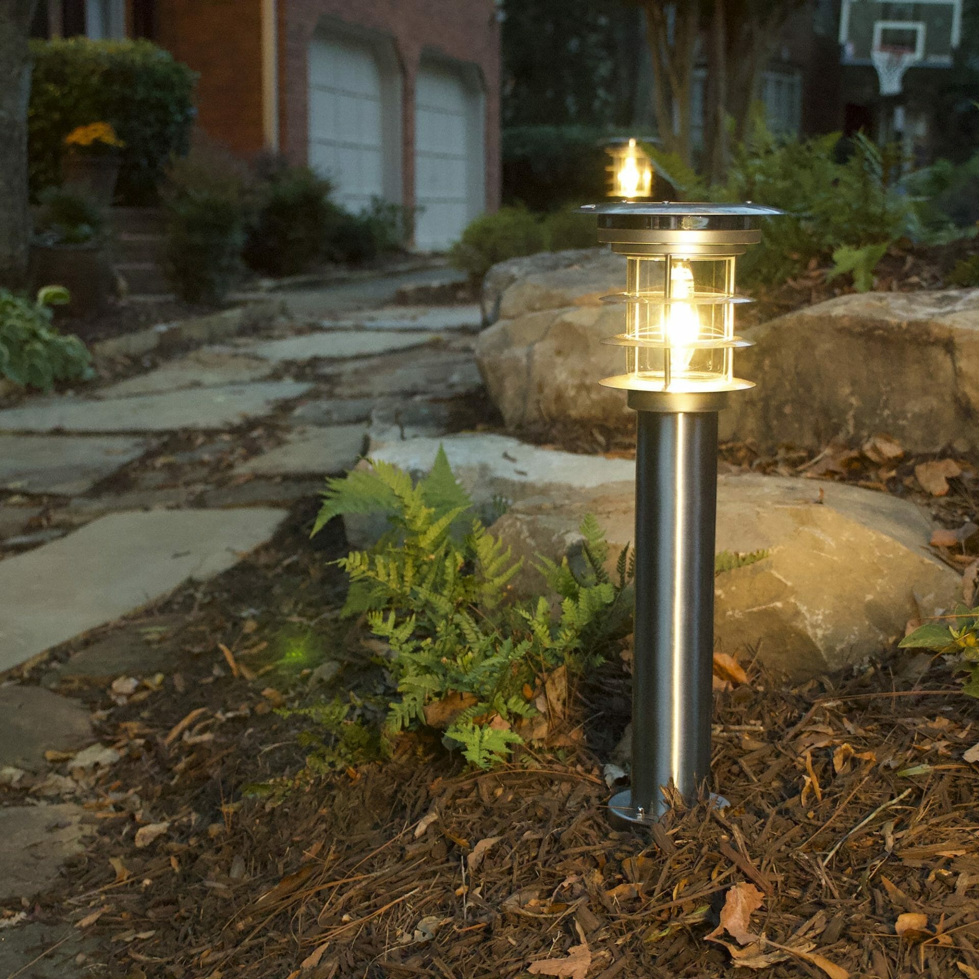 Outdoor Solar Pathway Lighting | Outdoor Solar Store